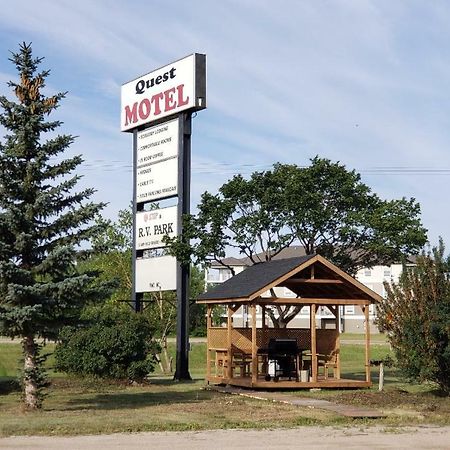 Quest Motel Whitewood Esterno foto