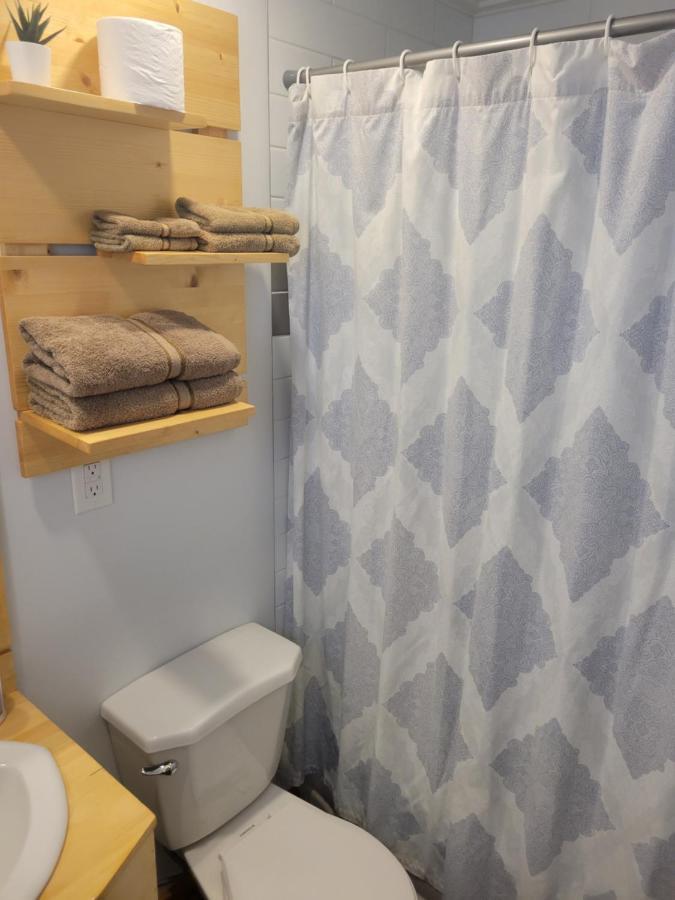 Quest Motel Whitewood Esterno foto